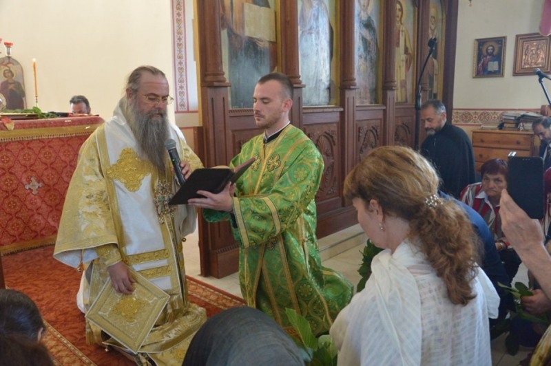Коленопреклонни молитви на Петдесетница