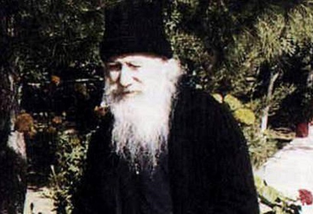 ЗА ЗАКЛИНАТЕЛНИТЕ МОЛИТВИ
